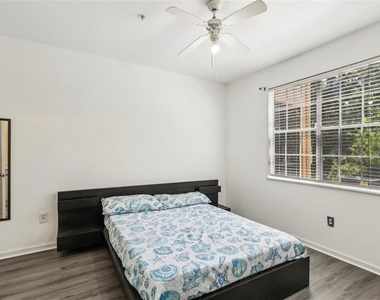 17104 Carrington Park Drive - Photo Thumbnail 6
