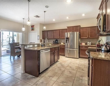 11322 Hascroft Forest Court - Photo Thumbnail 5