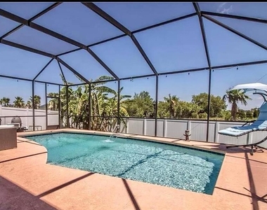 11322 Hascroft Forest Court - Photo Thumbnail 9
