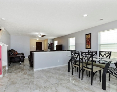 20738 Fair Castle Drive - Photo Thumbnail 11