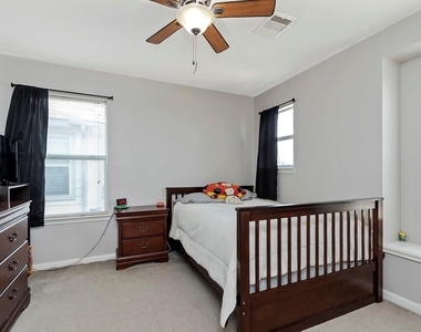 20738 Fair Castle Drive - Photo Thumbnail 23