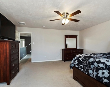 20738 Fair Castle Drive - Photo Thumbnail 34