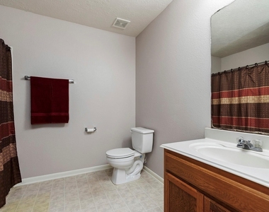 20738 Fair Castle Drive - Photo Thumbnail 24