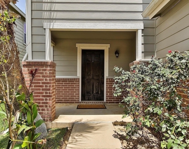 20738 Fair Castle Drive - Photo Thumbnail 3