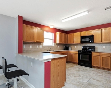 20738 Fair Castle Drive - Photo Thumbnail 15