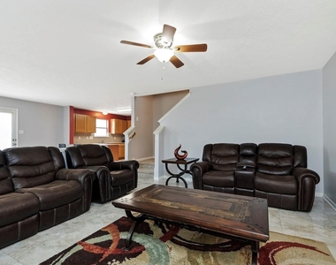 20738 Fair Castle Drive - Photo Thumbnail 6