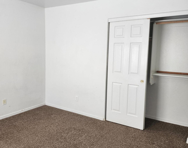 232 W Elm Avenue - Photo Thumbnail 4