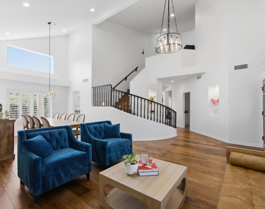 12955 E Mercer Lane - Photo Thumbnail 3