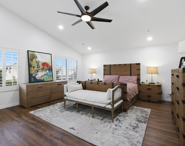 12955 E Mercer Lane - Photo Thumbnail 27