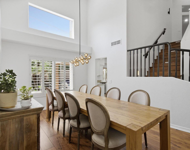 12955 E Mercer Lane - Photo Thumbnail 7