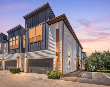 725 N Emile Street - Photo Thumbnail 2