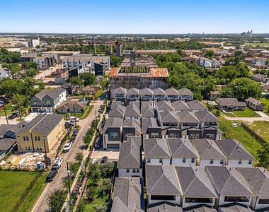 725 N Emile Street - Photo Thumbnail 35