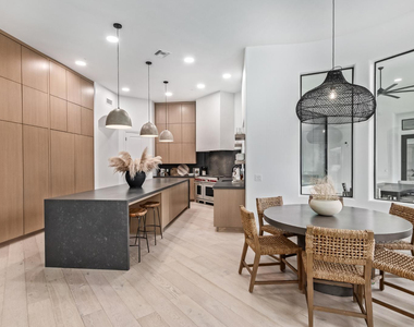 5316 E Royal View Drive S - Photo Thumbnail 15