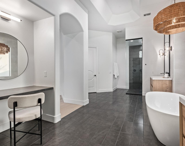 5316 E Royal View Drive S - Photo Thumbnail 26