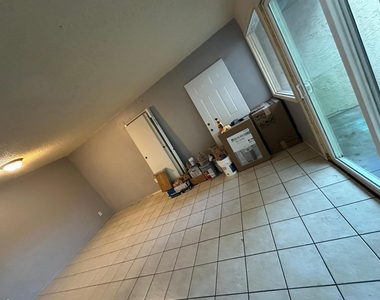 2808 N 43rd Avenue - Photo Thumbnail 2