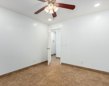 1100 W 12th - Photo Thumbnail 27