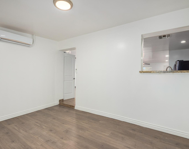 1100 W 12th - Photo Thumbnail 12