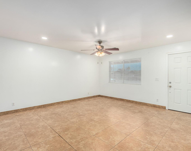 1100 W 12th - Photo Thumbnail 8