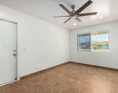 1100 W 12th - Photo Thumbnail 21