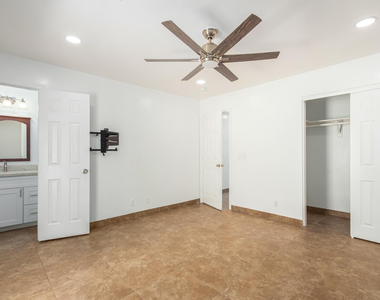 1100 W 12th - Photo Thumbnail 19