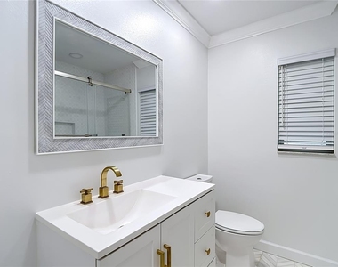 4536 Mitcher Road - Photo Thumbnail 21