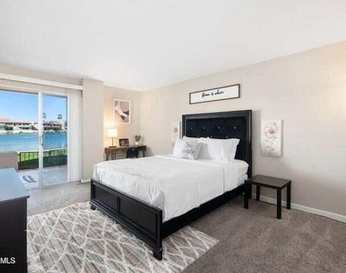 11040 N 28th Drive - Photo Thumbnail 12