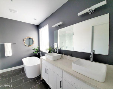 3900 N 30th Street - Photo Thumbnail 9