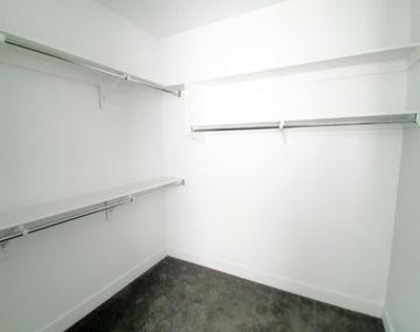 3900 N 30th Street - Photo Thumbnail 14