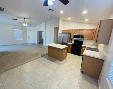 39974 W Thornberry - Photo Thumbnail 6