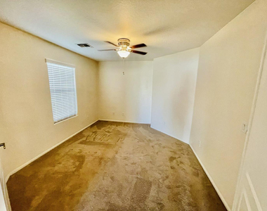 39974 W Thornberry - Photo Thumbnail 18