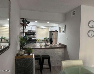 7436 E Chaparral Road - Photo Thumbnail 4
