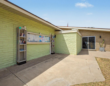 4522 N 15th Avenue - Photo Thumbnail 35