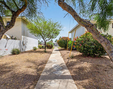 4522 N 15th Avenue - Photo Thumbnail 32