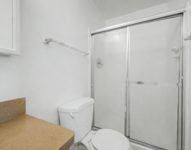 4522 N 15th Avenue - Photo Thumbnail 18