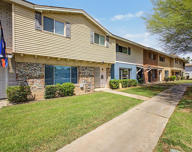 4522 N 15th Avenue - Photo Thumbnail 1
