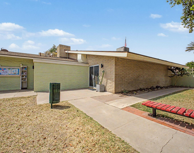 4522 N 15th Avenue - Photo Thumbnail 36