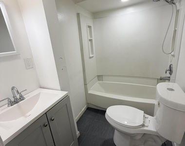 1211 Pittston Avenue - Photo Thumbnail 2