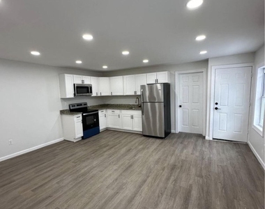 538 Beech Street - Photo Thumbnail 2