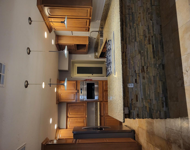 3202 N 37th Street - Photo Thumbnail 5