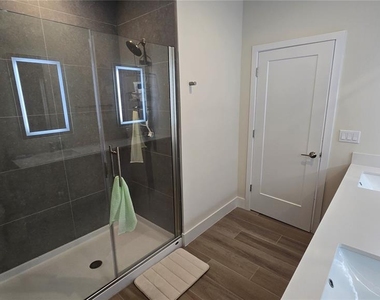 17410 Serenidad Boulevard - Photo Thumbnail 12
