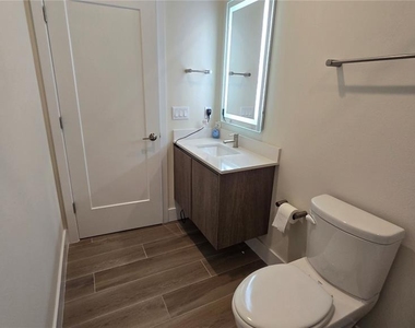 17410 Serenidad Boulevard - Photo Thumbnail 10