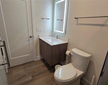 17410 Serenidad Boulevard - Photo Thumbnail 8