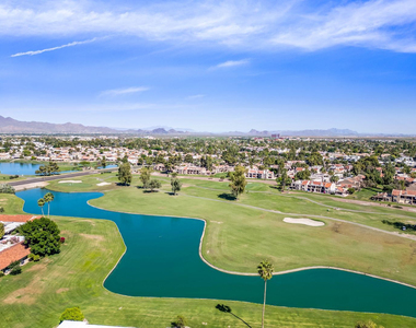 7340 N Via Camello Del Norte - Photo Thumbnail 26