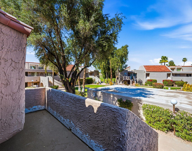 7340 N Via Camello Del Norte - Photo Thumbnail 28