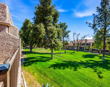 7340 N Via Camello Del Norte - Photo Thumbnail 24