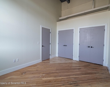438 Penn Avenue - Photo Thumbnail 38