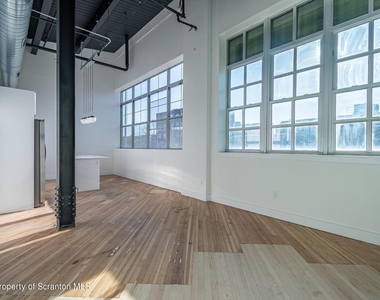 438 Penn Avenue - Photo Thumbnail 10