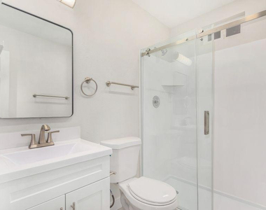 4316 E Rose Marie Lane - Photo Thumbnail 15