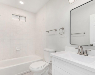 4316 E Rose Marie Lane - Photo Thumbnail 9