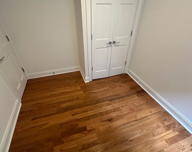 1425 York Avenue - Photo Thumbnail 13